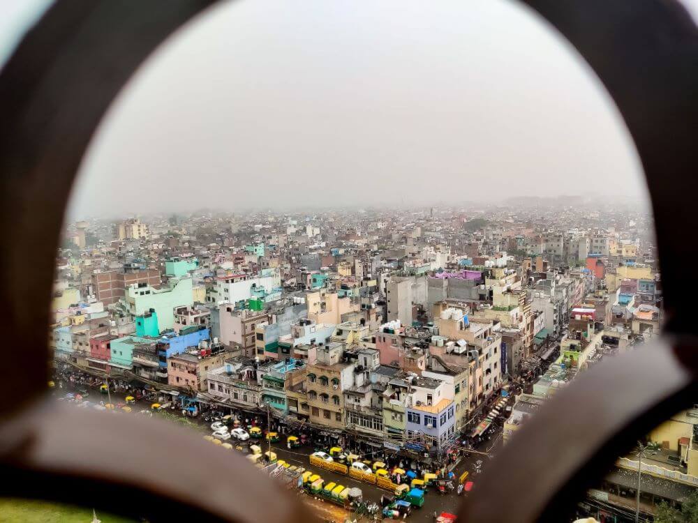 Blick von oben auf Alt-Delhi, Indien