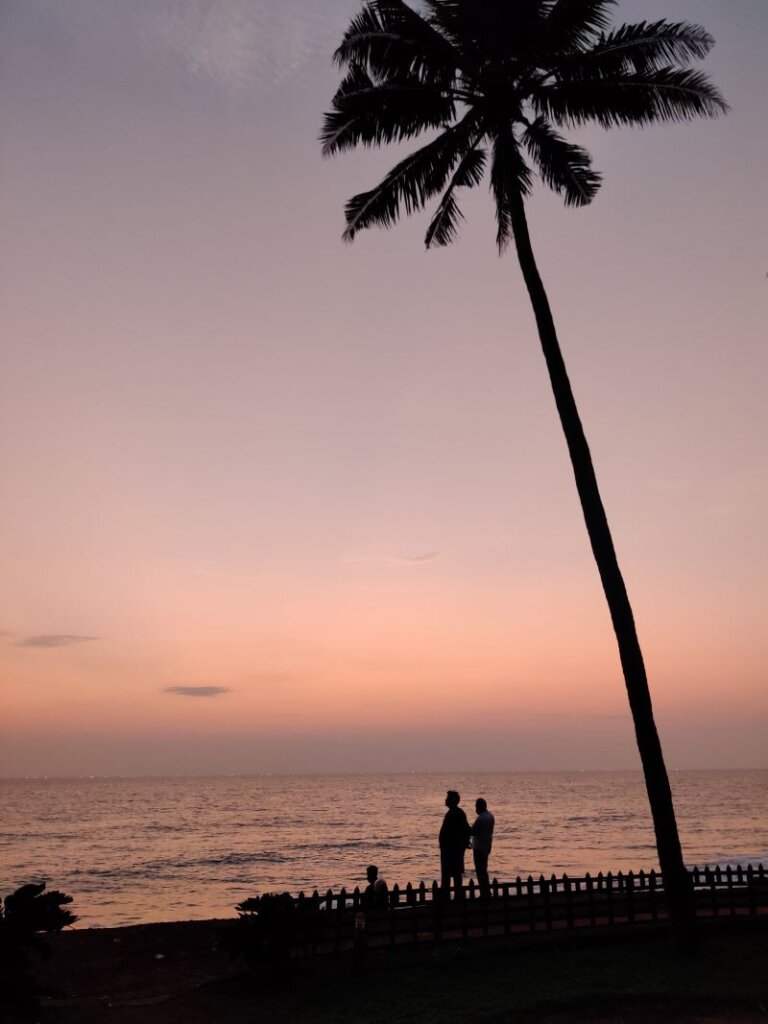 Sonnenuntergang Odayam Beach Varkala Kerala Südindien Indien