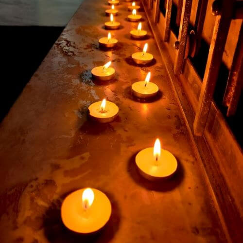Diyas Gebet Diwali Neu-Delhii