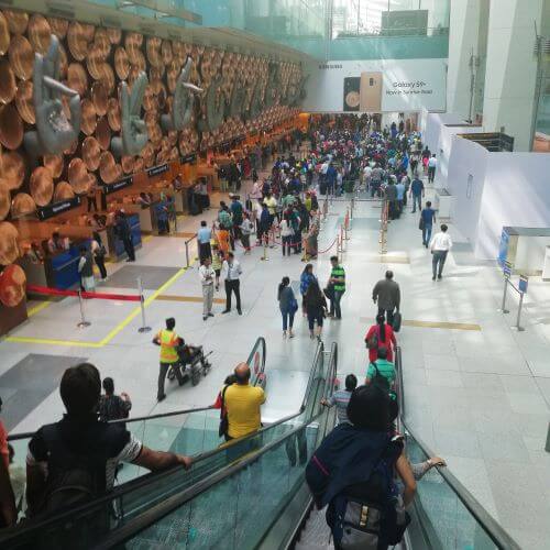Ankuft Immigration Flughafen Neu-Delhi Indien